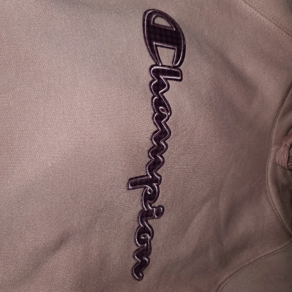 Champion Sweater - Picture 8 of 12